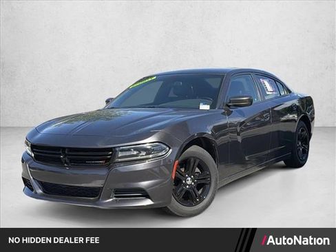 Used 2019 Dodge Charger SXT w/ Leather Interior Group RWD image 1