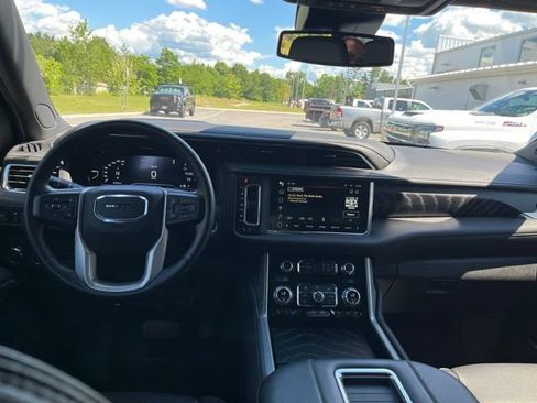 Used 2023 GMC Yukon Denali AWD/4WD image 19