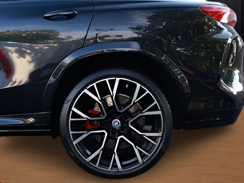 Used 2022 BMW X6 M w/ Competition Package AWD/4WD image 9