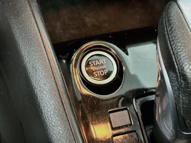 Used 2022 Nissan Kicks S FWD image 18
