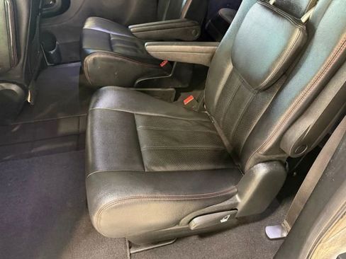 Used 2017 Dodge Grand Caravan GT image 24