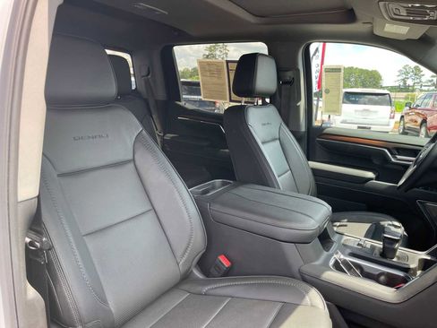 Used 2025 GMC Sierra 1500 Denali w/ Denali Reserve Package AWD/4WD image 26