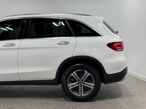 Used 2022 Mercedes-Benz GLC 300 4MATIC w/ Multimedia Package Lite image 27