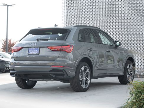 New 2025 Audi Q3 2.0T Premium image 4