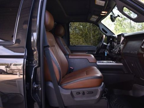 Used 2015 Ford F350 Platinum w/ FX4 Off-Road Package image 18