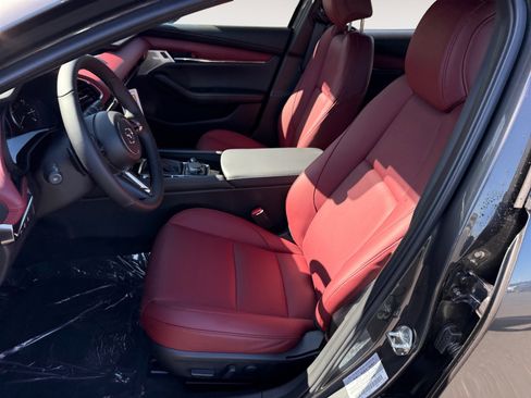 New 2026 MAZDA MAZDA3 Hatchback w/Premium Plus Pkg AWD/4WD image 10