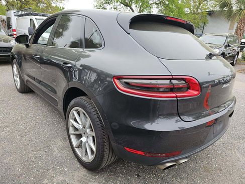 Used 2018 Porsche Macan AWD/4WD image 2