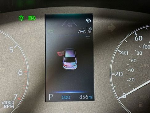 Certified 2025 Toyota Corolla LE image 33