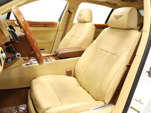 Used 2012 Bentley Flying Spur Flying Spur AWD/4WD image 17