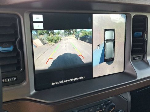 Used 2023 Ford Bronco Outer Banks AWD/4WD image 21