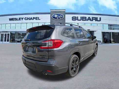 Used 2025 Subaru Ascent Bronze Edition image 4