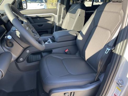 New 2026 Land Rover Defender 110 S AWD/4WD image 10