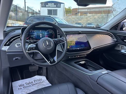 Used 2025 Mercedes-Benz E 350 4MATIC Sedan image 24