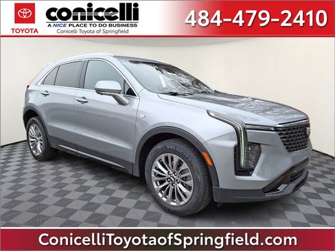 Used 2025 Cadillac XT4 Premium Luxury image 1