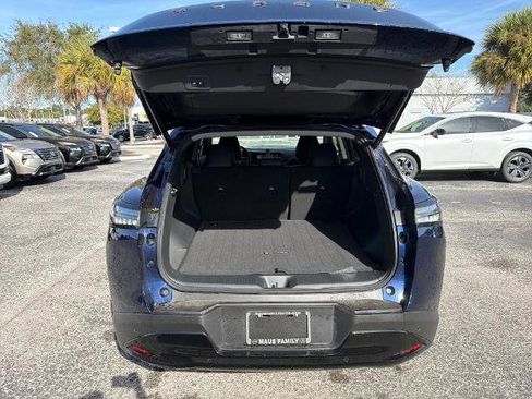 Certified 2025 Nissan Murano SV image 21