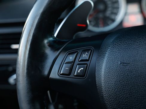 Used 2013 BMW M3 Convertible image 30