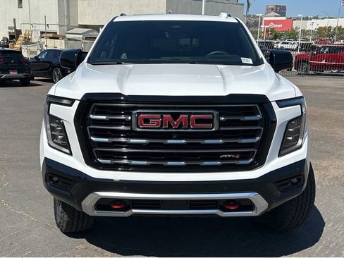 New 2026 GMC Yukon AT4 image 2
