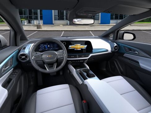 New 2026 Chevrolet Equinox EV LT image 15