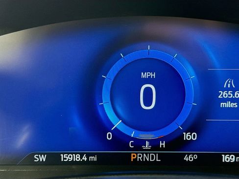 Used 2024 Ford Explorer Platinum w/ Technology Package image 16