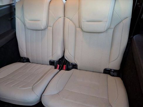 Used 2017 Mercedes-Benz GLS 450 4MATIC image 17