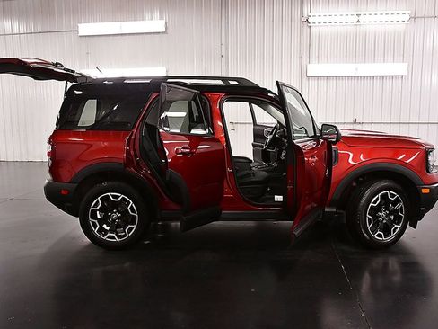 Used 2025 Ford Bronco Sport Outer Banks w/ Outer Banks Tech Package+ image 31