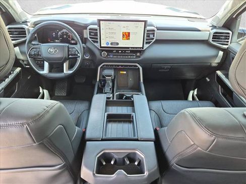 Used 2024 Toyota Tundra Limited AWD/4WD image 17