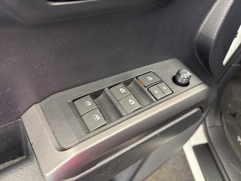 Used 2019 Toyota Tacoma TRD Off-Road image 39