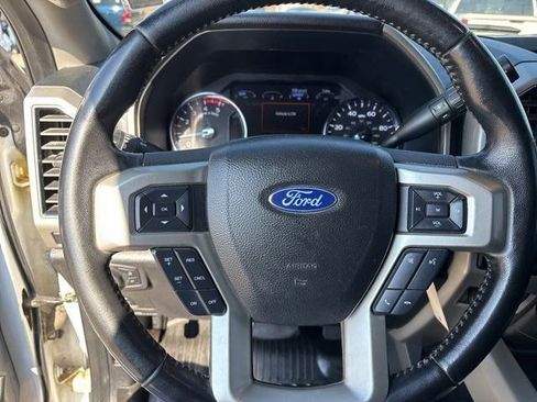 Used 2021 Ford F250 Lariat w/ Lariat Value Package AWD/4WD image 15