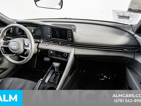 Used 2025 Hyundai Elantra Sport image 21