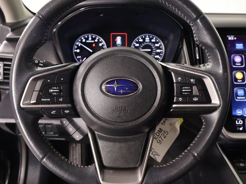 Used 2022 Subaru Outback Premium AWD/4WD image 3