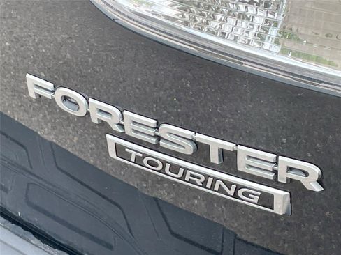 Used 2023 Subaru Forester Touring AWD/4WD image 10