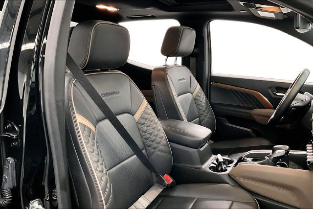 Used 2023 GMC Canyon Denali AWD/4WD image 8