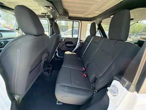 Used 2020 Jeep Wrangler Unlimited Sport S AWD/4WD image 20