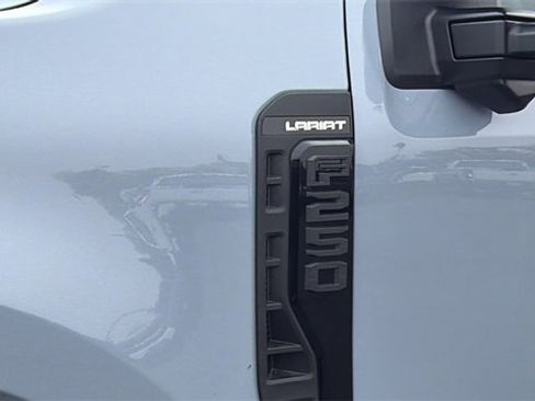 New 2026 Ford F250 Lariat w/ Black Appearance Package image 11