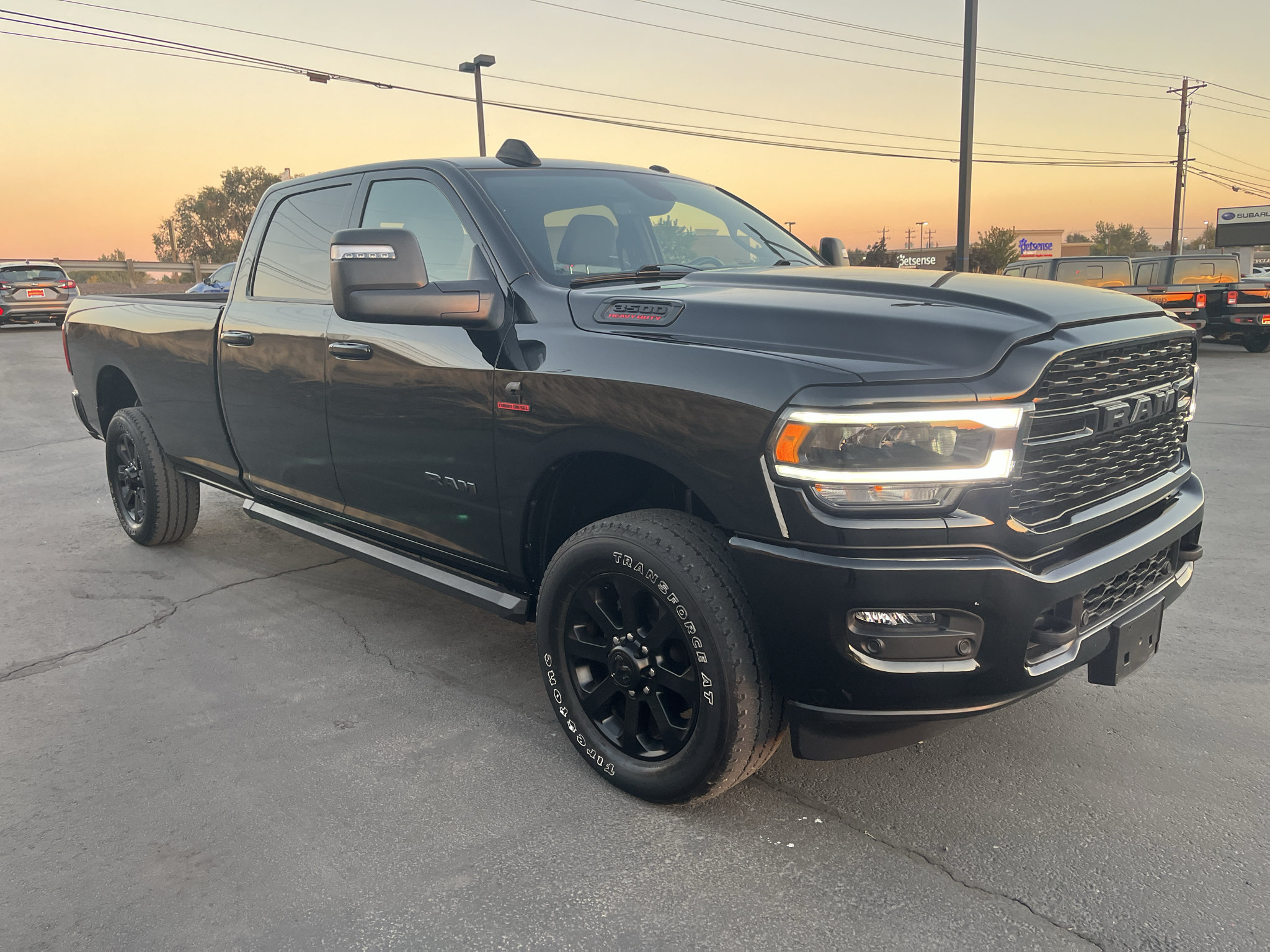 Used 2024 RAM 3500 Big Horn w/ Night Edition AWD/4WD image 3