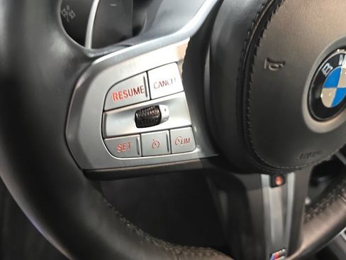 Used 2022 BMW 750i xDrive w/ Executive Package image 18