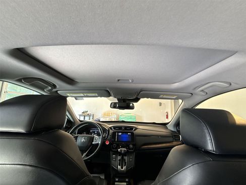 Used 2020 Honda CR-V Touring image 16