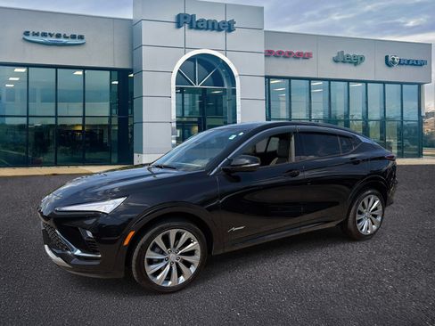 Used 2025 Buick Envista Avenir FWD image 4