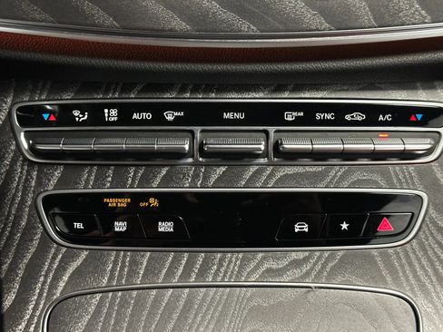 Used 2023 Mercedes-Benz E 450 Coupe image 37