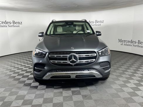 Certified 2025 Mercedes-Benz GLE 350 4MATIC image 2