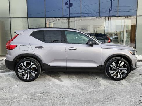 Used 2026 Volvo XC40 B5 Ultra image 7