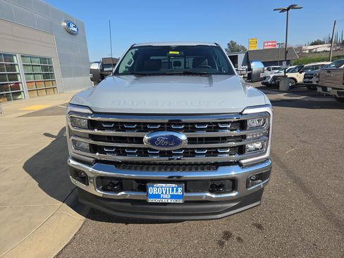 New 2026 Ford F250 Lariat w/ Lariat Premium Package image 8