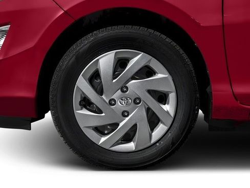 Used 2016 Toyota Prius C One image 13