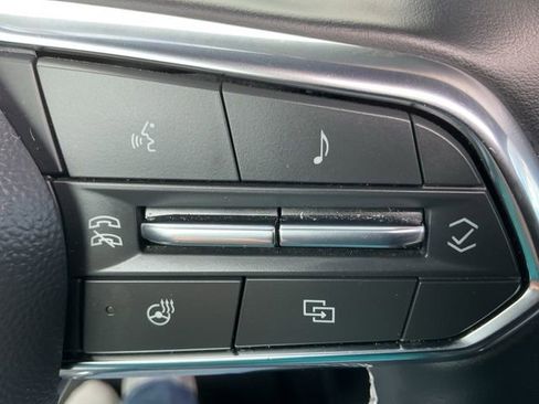 Used 2025 Chevrolet Traverse LT w/ Sun and Wheel Package image 25