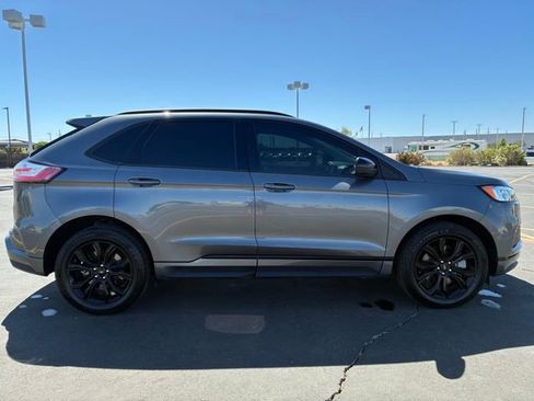 Used 2022 Ford Edge SE w/ Black Appearance Package AWD/4WD image 6