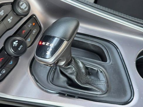 Used 2022 Dodge Challenger SXT RWD image 24