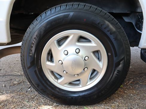 Used 2012 Ford E-350 and Econoline 350 XLT RWD image 41