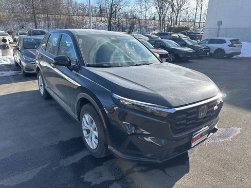 Used 2023 Honda CR-V LX image 9