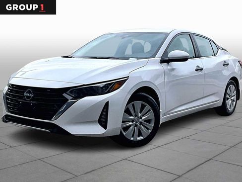 Certified 2025 Nissan Sentra S image 1