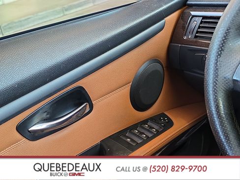Used 2013 BMW 328i Convertible RWD image 19